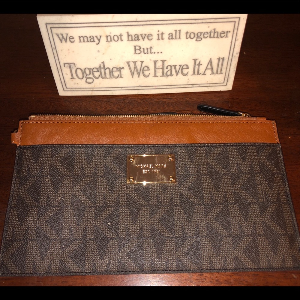 Michael Kors signature clutch/wristlet